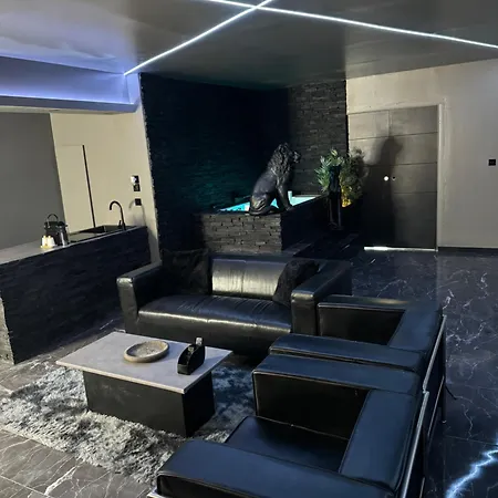 Thefloor - Hotel Spa Apartament Coignières